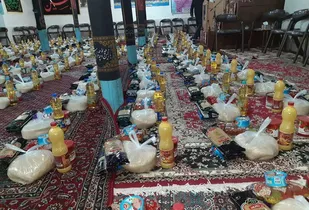 توزیع ۷۰۰ بسته معیشتی بین نیازمندان ماکو