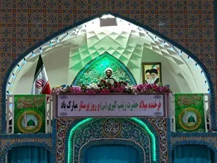 حوزه و دانشگاه برای بازسازی فرهنگی جامعه به میدان بیایند