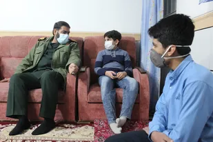 دیدار مقامات ارشد استان با خانواده های شهدای مراسم تشییع حاج قاسم