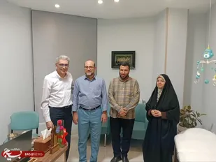 تجلیل از خدمات درمانی دکتر دانایی در روز پزشک توسط مسئولان بسیج سمنان