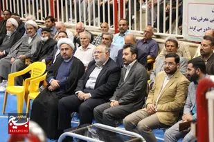 کعبه عبادتگاهی که بیانگر توحید و نشانه ی عبودیت است