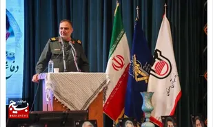 ایران تنها کشوری است که با صلابت در برابر استکبار جهانی ایستاده است