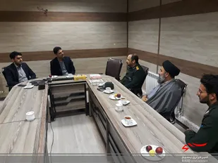 فرمانده ناحیه میامی با رئیس دادگستری دیدار کرد