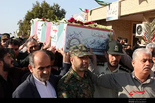 استقبال از پیکر سه شهید گمنام در بندر بوشهر