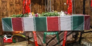 پیکر پاک شهید گمنام در باغملک تشییع شد/بیعت دهه نودی&zwnj;ها با آرمان&zwnj;های شهیدان
