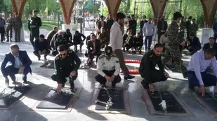 مزار شهدای گمنام شهر ایلام غبار روبی شد+تصاویر
