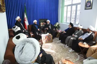 ضرورت روزآمدسازی ادبیات دینی و تقویت ارتباط با جوانان توسط روحانیون