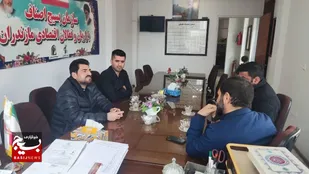 نشست صمیمی رئیس اتحادیه موسسه اتومبيل کرایه  ساری با مسئول سازمان بسیج اصناف استان