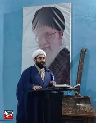 ایمان مومن باید جامعه را روشن کند؛ ضرورت بصیرت&zwnj;افزایی در هفته عقیدتی سیاسی