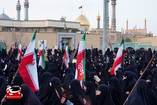 دسته عزای بانوان فاطمی و مدافعان حریم عفاف و حجاب در قم