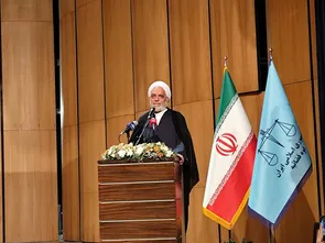 قضات کرمان پرونده‌های مردم را حتی در خانه پیگیری می‌کنند
