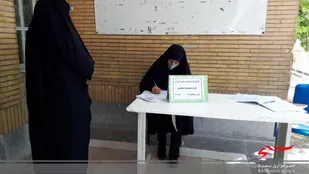 هشت کارت هدیه بین نیازمندان کوی امام علی(ع) توزیع شد