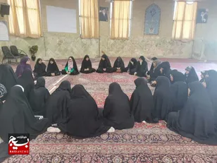 بررسی کارکرد رسانه در مدیریت افکار در دبیرستان ایزدی قم