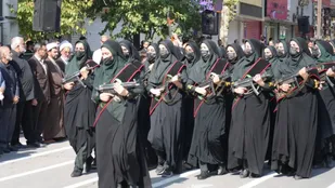 شیرزنانِ دیار فلک&zwnj;الافلاک؛ استوار چون کوه، پیشتاز در میدان دفاع از ولایت و وطن