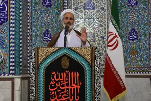دوران دفاع مقدس عزت و اقتدار را برای ایران اسلامی به ارمغان آورد