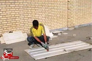 تعمیر مدرسه روستای تکه به همت گروه جهادی شهید سهرابی بسیج رسانه نهاوند