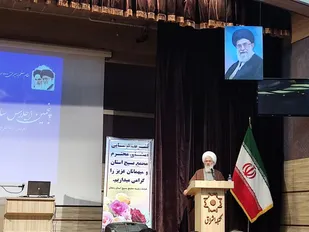 تشکیل بسیج؛ حاصل آینده نگری امام راحل(ره) بود/تفکر بسیجی راهگشای مشکلات در جامعه است