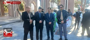 گلباران تمثال امام خمینی(ره) و عطر افشانی مزار مطهر شهدای شهر فیض آباد