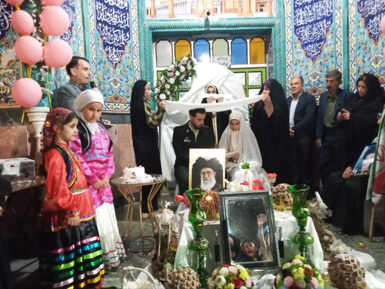 پایگاه بسیج خدیجه (س) شاندرمن با« قرآن ، جهاد و خدمت به مردم» الگوی جامعه شده است 