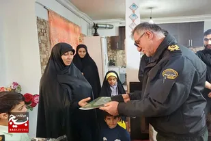 دیدار فرمانده انتظامی استان همدان با خانواده &laquo;سجاد محمدی نوا&raquo;