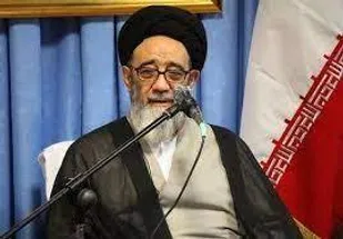 شهدا و ایثارگران حیات دوباره به کشور دادند