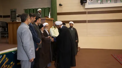 آیین تکریم و معارفه مسئول نمایندگی ولی‌فقیه در ناحیه مقاومت بسیج محلات برگزار شد