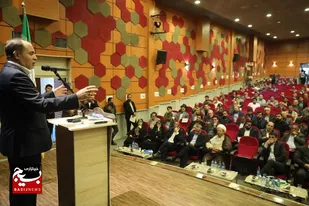 دیدار وزیر جهاد کشاورزی با فعالان بخش کشاورزی کبودراهنگ