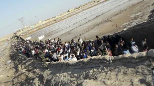 دانش آموزان اردبیل در یادمان شلمچه