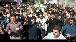 آلبوم عکس/ پیکر شهید مدافع حرم حکیم عزیزی در کرج تشییع شد