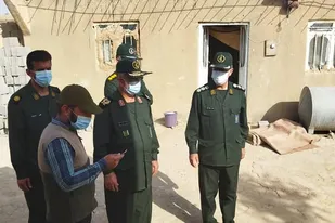 فرمانده سپاه امام صادق (ع) استان بوشهر در بازدید&nbsp; از چندین روستای زلزله زده شهرستان گناوه