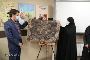 آیین رونمایی از کتاب &laquo;صندوقچه چوبی&raquo; در اراک برگزار شد/شهدا به عنوان الگوی واقعی به نسل جدید معرفی شوند