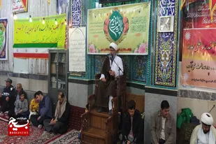 برگزاری جشن پیروزی انقلاب اسلامی در شهر دمق