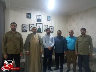 خانواده شهدا در انقلاب اسلامی یک گنجینه ارزشمند محسوب می&zwnj;شوند