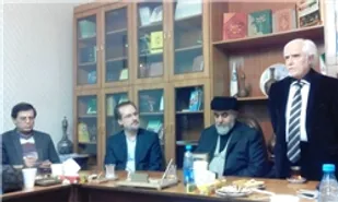 نشست صمیمی شاعران جمهوری آذربایجان و شاعران ایرانی در باکو