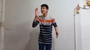 نمایش خیابانی من سلبریتی نیستم