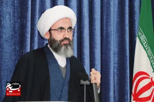 انقلاب اسلامی ایران نماد روشن پیروزی حق بر باطل است