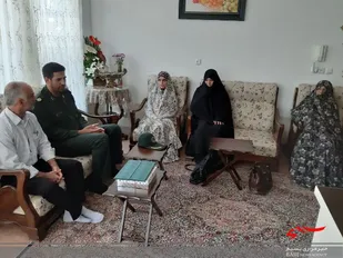 تقدیر مسئولان سپاه ناحیه بهار از نخبه بسیجی موفق در کنکور 98