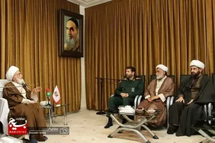 به برکت خون شهیدان، ایران اسلامی امروز قوی تر، هوشیارتر و بالغ تر از همیشه همچون درختی تنومند است