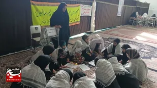 مسابقه نقاشی به مناسبت هفته بسیج در شهرستان خاش برگزار شد