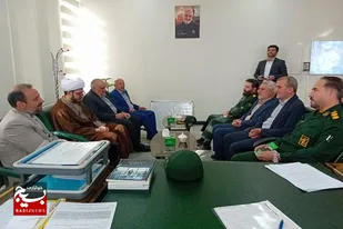 سپاه یک بازوی توانمند کنار دولت برای خدمت&zwnj;رسانی به مردم است