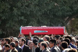 دو پیکر شهید در زابل تشییع و خاکسپاری شد