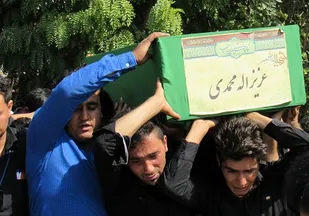 پیکر مطهر شهيد مدافع حرم در پاکدشت تشییع شد