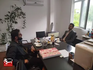 نشست صمیمی فرمانده حوزه بسیج کارکنان مهدیشهر با رئیس واحد مهدیشهر؛ تأکید بر هم&zwnj;افزایی و ایجاد پایگاه مشترک