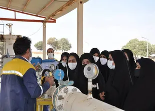 بازدید علمی بسیج جامعه زنان سپاه ناحیه چرداول از ایستگاه های انتقال گاز صورت گرفت