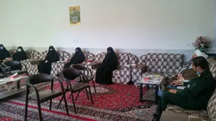 دیدار خواهران بسیجی با امام جمعه اشکذر
