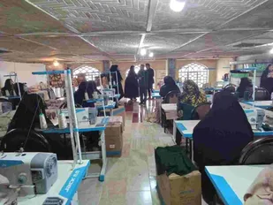 افتتاح کارگاه خیاطی چهارده معصوم همزمان با دهه مبارک فجر