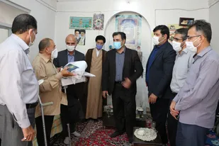 تجلیل از صبر و استقامت آزادگان اردکانی