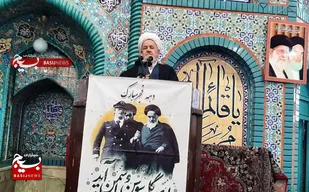 انقلاب اسلامی واسطه بین امامت و ظهور است/شرکت در انتخابات تیری به قلب استکبار جهانی