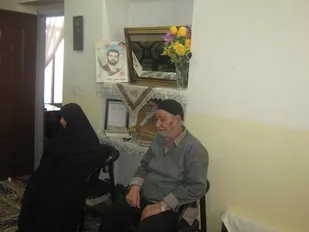 دیدار از مادر شهید جواد حسن زاده توسط رزمندگان گردان 119 امام حسین علیه السلام همزمان با سالروز تکریم از مادران شهدا