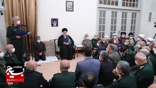 دیدار جمعی از فرماندهان ارشد نیروهای مسلح با فرمانده کل قوا